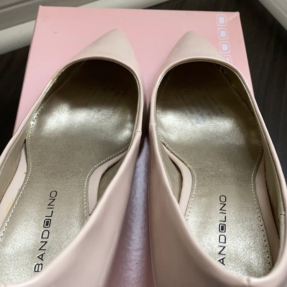 Cream 2.5” pumps - Picture 5 of 7